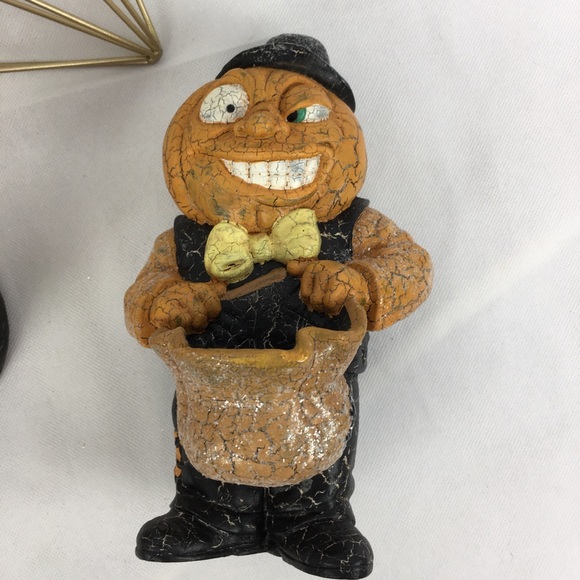 Wicked Witch & Beggar Man & Trick or Treaters - Picture 7 of 9